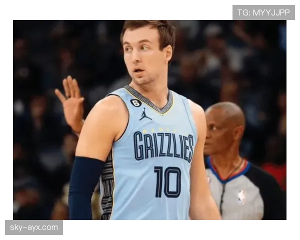 肯纳德闪耀三分线,勇夺冠军彰显王者风范 肯纳德闪耀三分线,勇夺冠军彰显王者风范