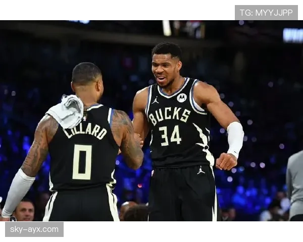 字母哥领衔雄鹿重建王朝,新赛季冲击总冠军 字母哥领衔雄鹿重建王朝,新赛季冲击总冠军