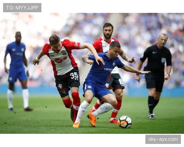 桑德兰1973年足总杯奇迹:重温黑猫军团历史性胜利的经典瞬间 桑德兰1973年足总杯奇迹:重温黑猫军团历史性胜利的经典瞬间